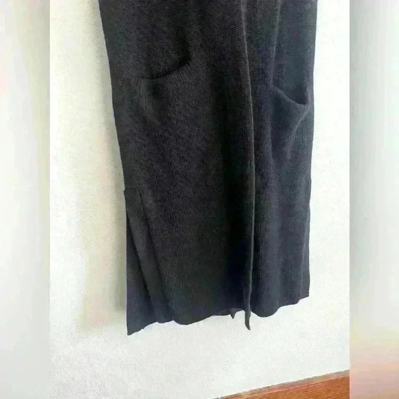 Wilfred from Aritzia 100% Wool, Yarn From Italy, Long Cardigan Black Women's M - Picture 5 of 10